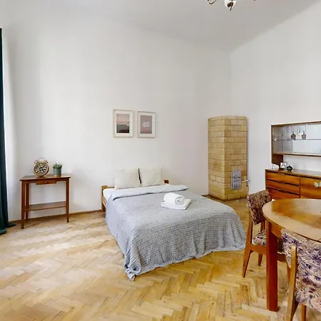 Vintage Tenement House Appartement Warschau