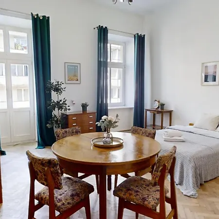 Vintage Tenement House Апартаменты *