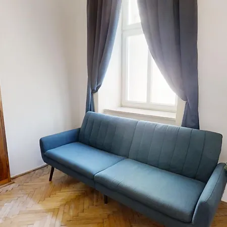 Апартаменты Vintage Tenement House *