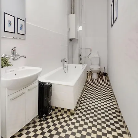 Vintage Tenement House דירה